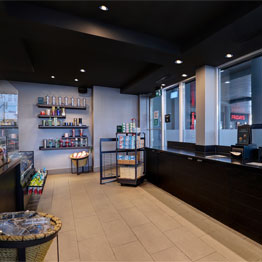 Starbucks - Embassy Suites by Hilton Niagara Falls - Fallsview Hotel, Canada